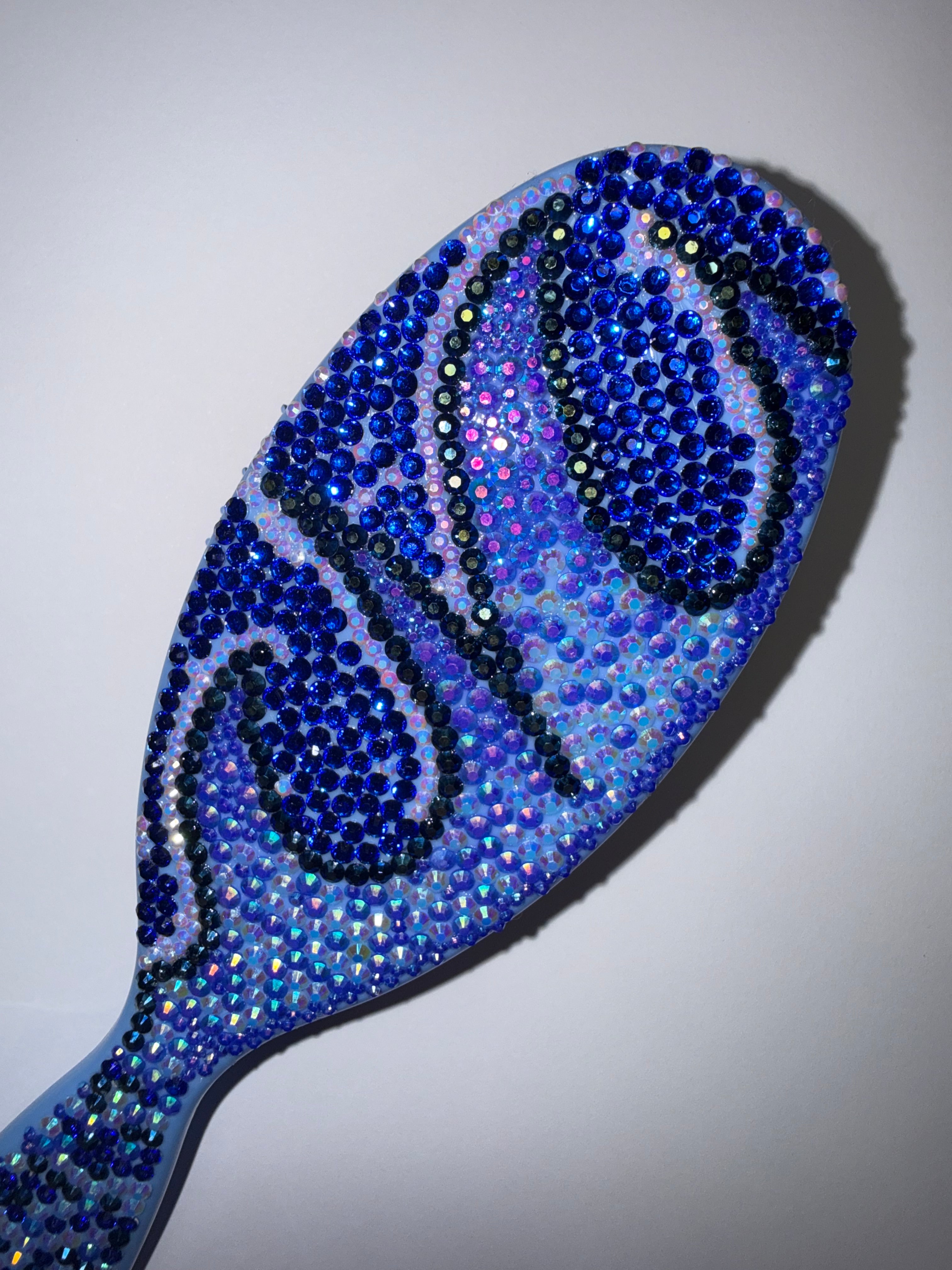 Hairbrush - Dazzled Blue Waves