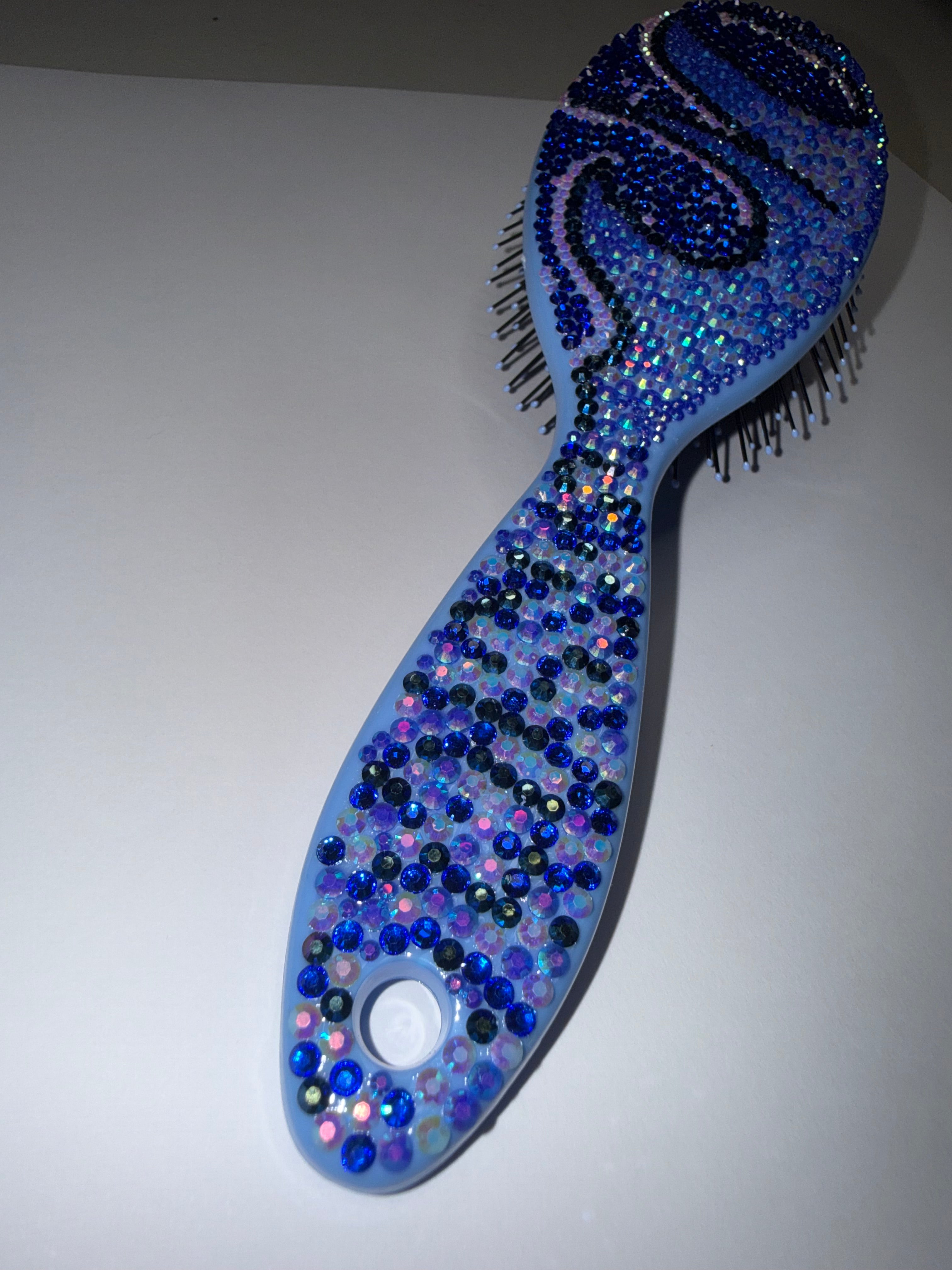 Hairbrush - Dazzled Blue Waves