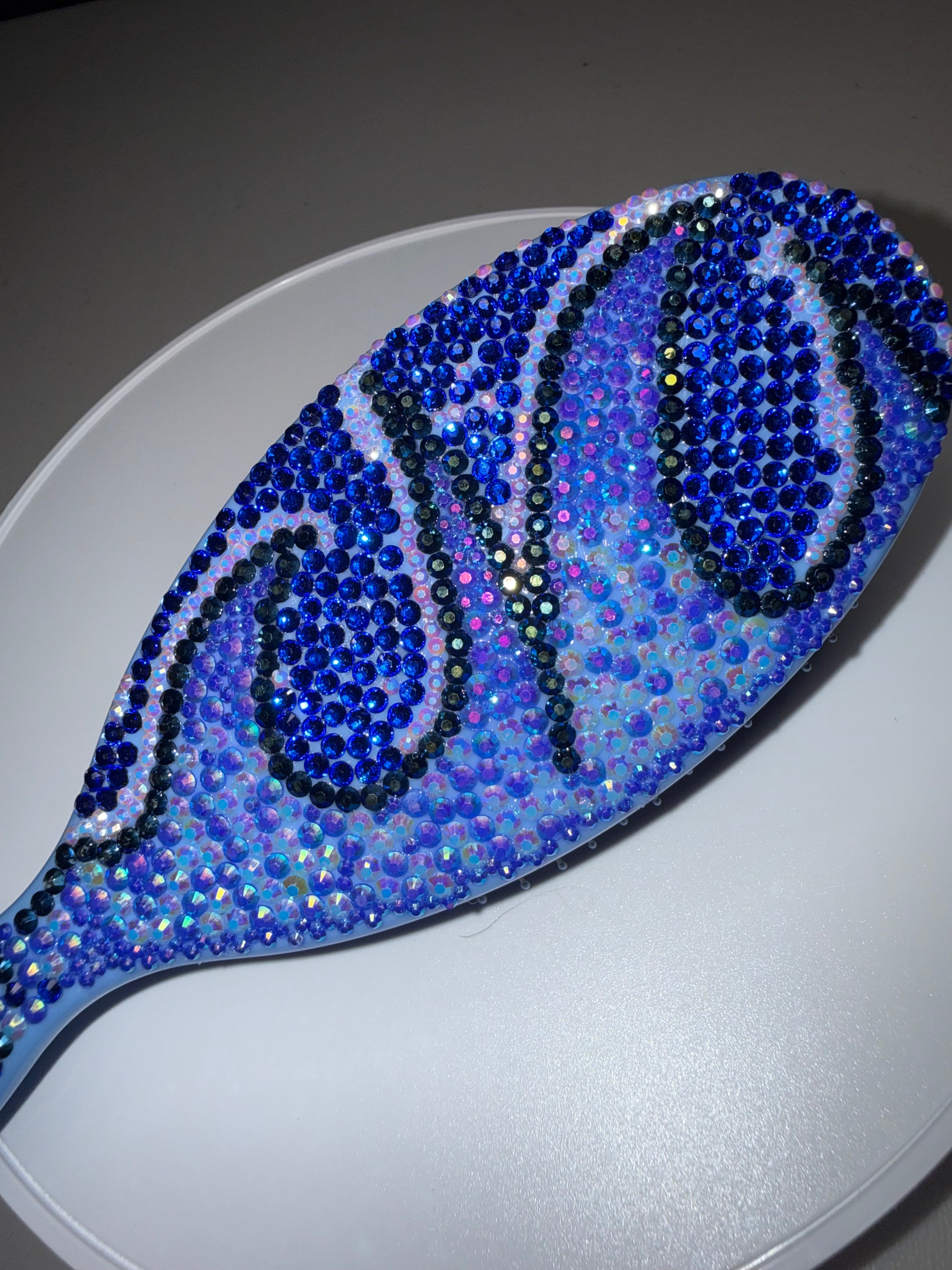 Hairbrush - Dazzled Blue Waves
