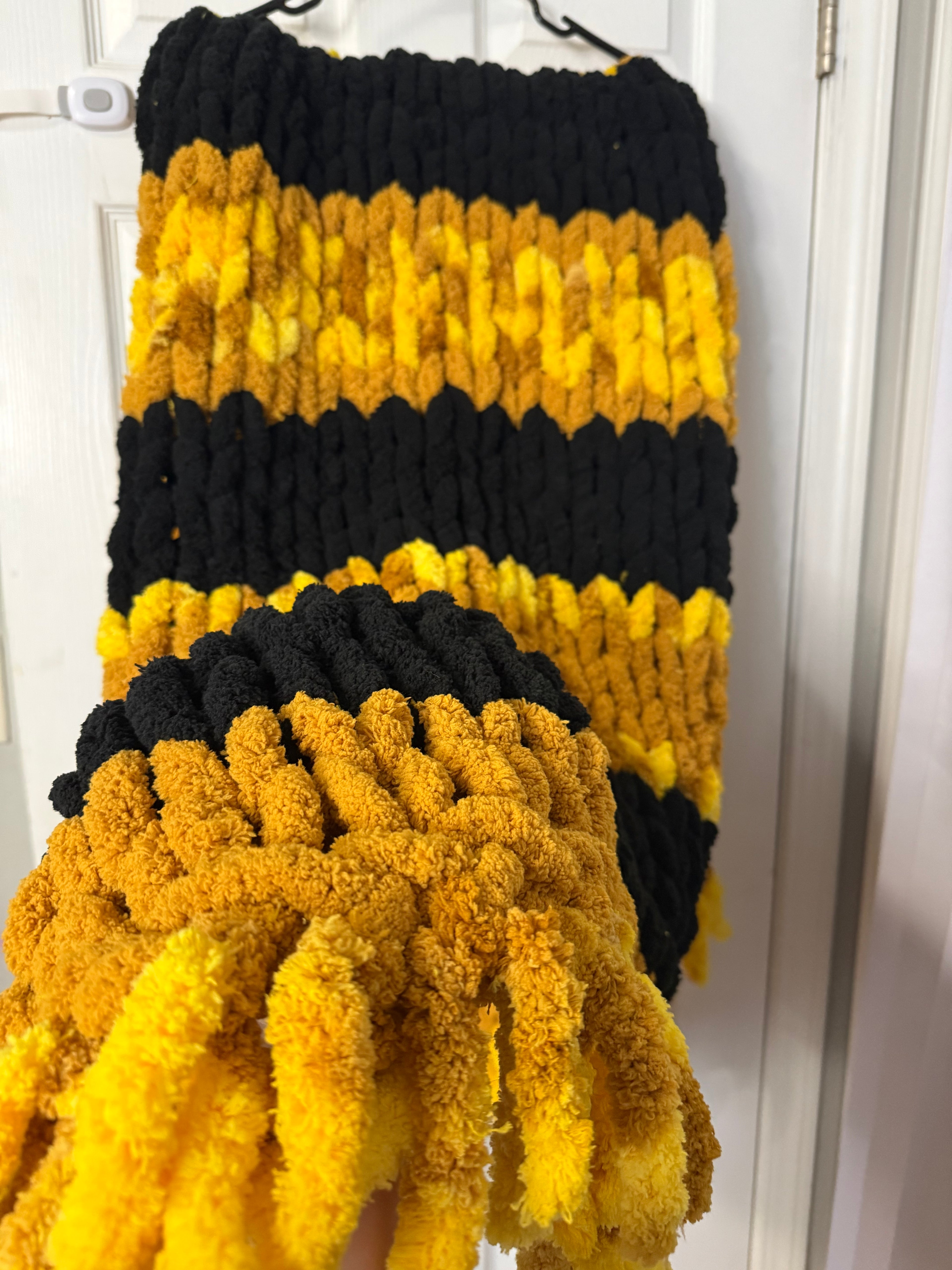 Hand Knit Blanket - BumbleBee