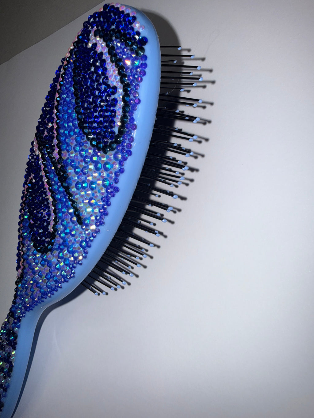 Hairbrush - Dazzled Blue Waves